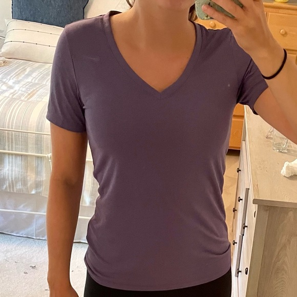 NWOT Nike Dri-fit Athletic Tee - Picture 3 of 4